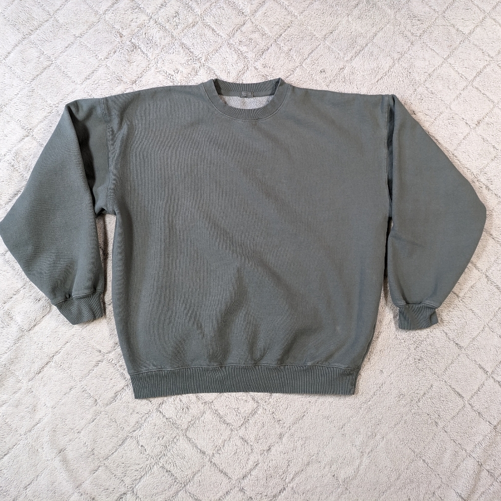 Brandy Melville Sweatshirt